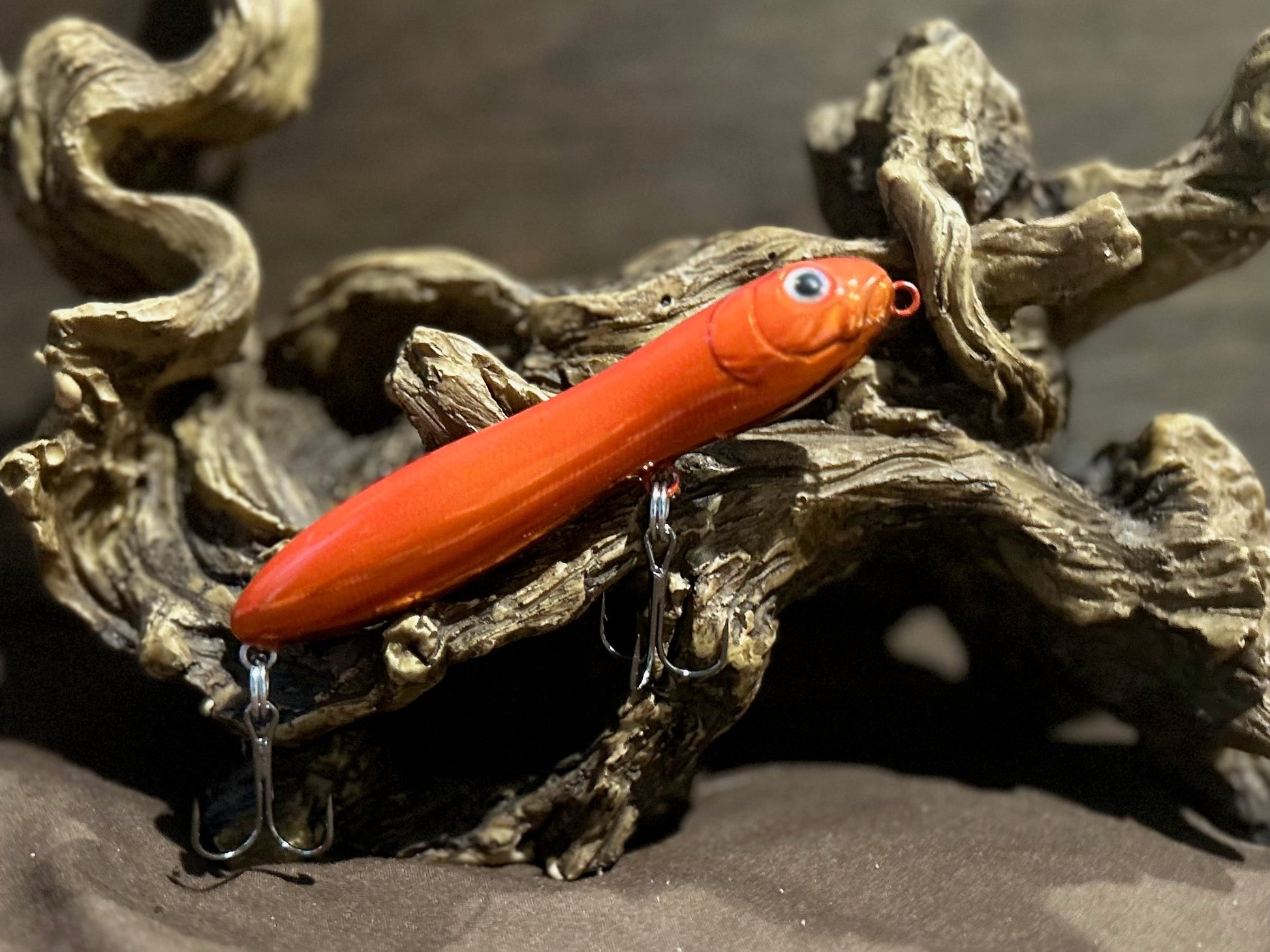 Custom airbrushed 4.0-inch peanut style topwater lure in Rod Rocket