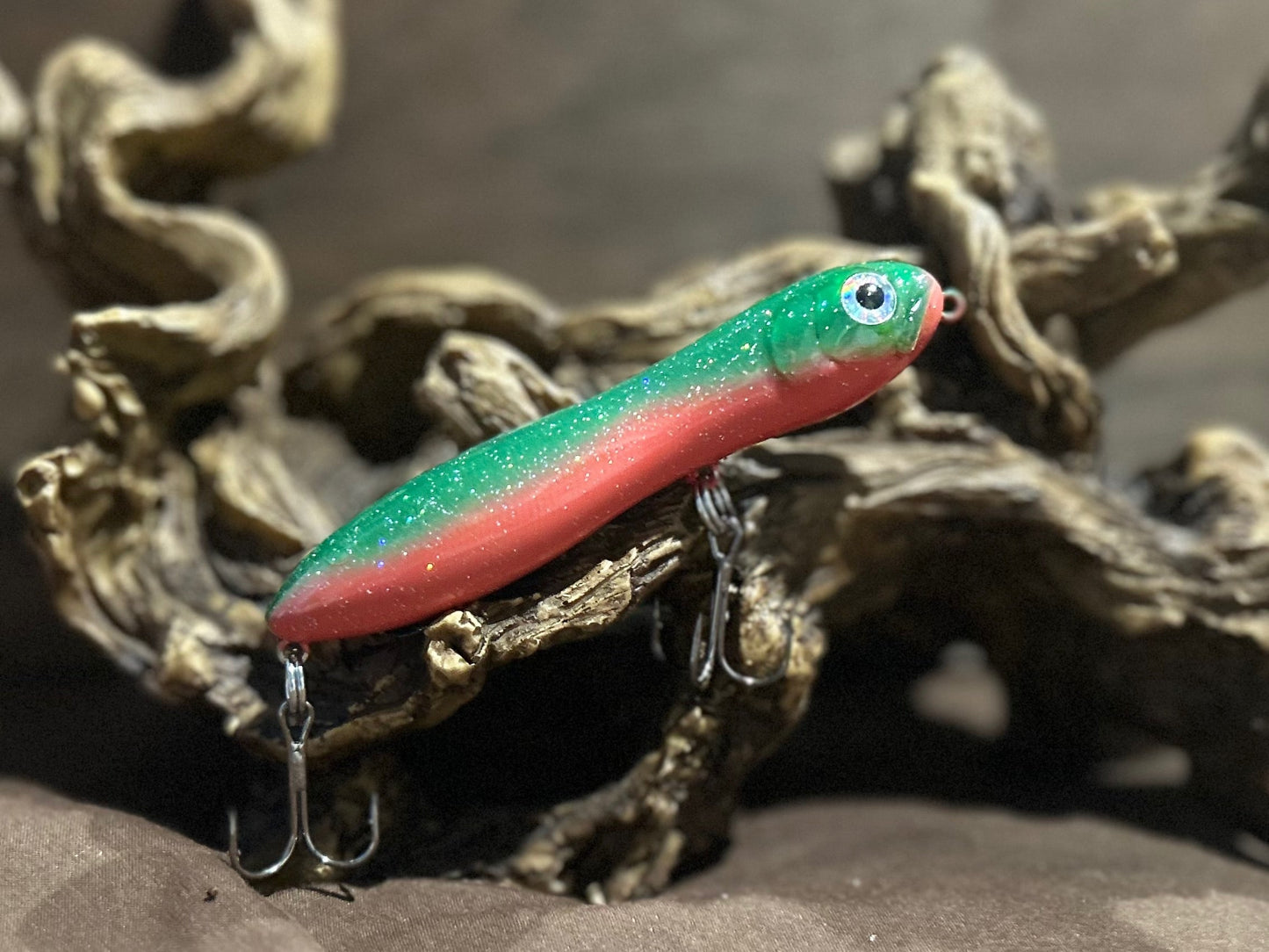 Custom airbrushed 4.0-inch peanut style topwater lure in Spanky Shad
